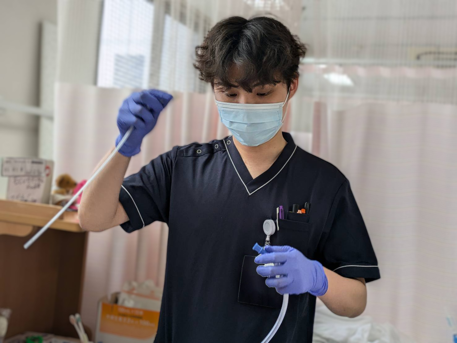 福岡県大牟田市にある大牟田天領病院で働く男性看護師